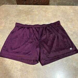 Women’s champion, short size medium
